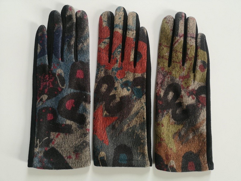 lady‘s   fashion  gloves’